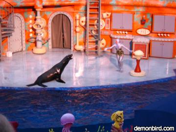 Clyde and Seamore in Deep Deep Trouble