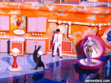 Clyde and Seamore in Deep Deep Trouble